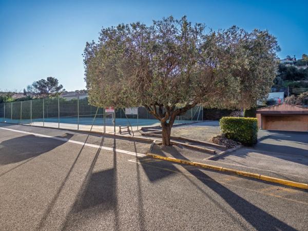 Appartement à vendre 2 pièces SAINT RAPHAEL (83)