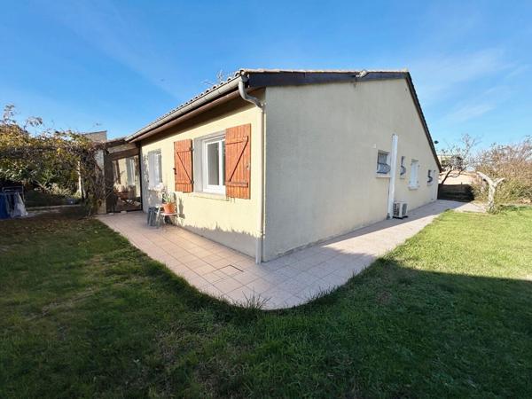 Maison 5 pièces avec garage sur 617m² de terrain hors couloir aérien