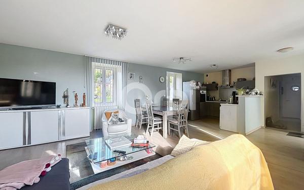 Maison à vendre    3 pièces •  Allassac