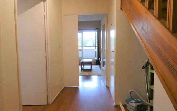 Appartement à louer    2 pièces •  Saint-Genis-Laval