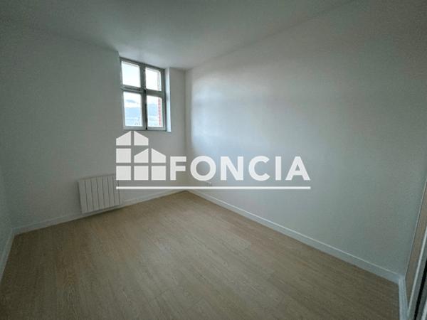 Location Appartement 3 pièces 72.48 m² - 5 AVENUE PIERRE BROSSOLETTE Armentieres 59280