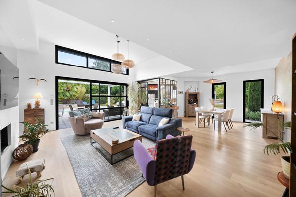 DRACY-LE-FORT ? MAISON D'ARCHITECTE AVEC PISCINE, COMBLES AMÉNAGEABLES & TERRAIN DE 1250 m²