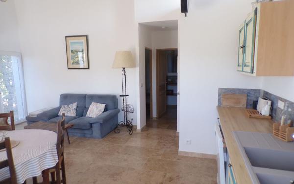 Maison à vendre    2 pièces • 47 m2 Cabrières-d'Aigues