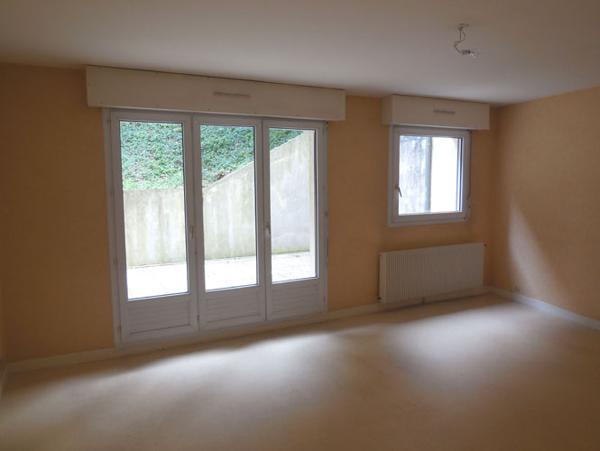 Appartement T3 – Rue de Péanne – LAVAL – 3011-0004