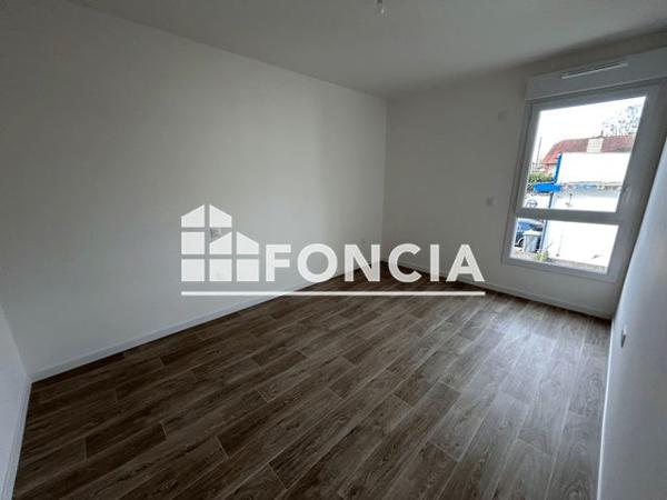 Location Appartement 3 pièces 57.69 m² - 19 QUAI CAMERE ET 38 AVENUE DE PARIS Vernon 27200