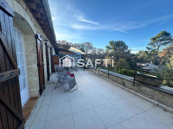 Maison de 225m² sur terrain de 2106m² avec piscine