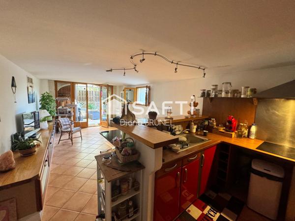 Maison de 225m² sur terrain de 2106m² avec piscine