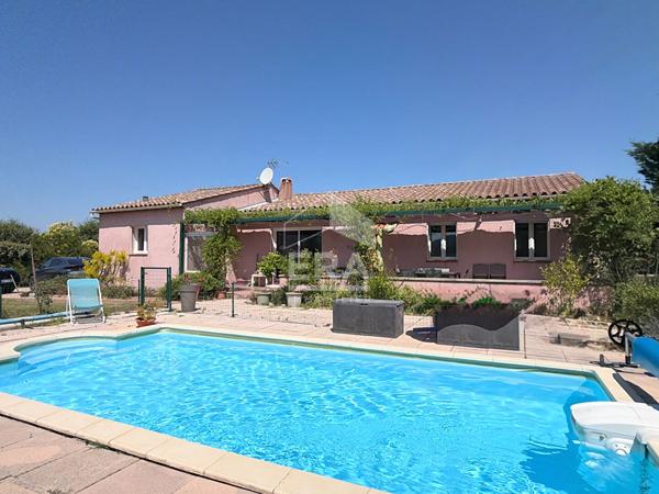 A VENDRE 13610 LE PUY STE REPARADE MAISON TYPE 6 PIECES D'ENVIRON 151M² AVEC DOUBLE GARAGE, PISCINE ET JARDIN