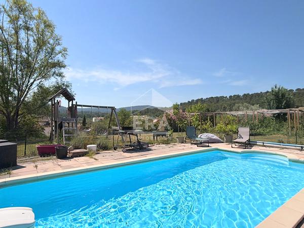 A VENDRE 13610 LE PUY STE REPARADE MAISON TYPE 6 PIECES D'ENVIRON 151M² AVEC DOUBLE GARAGE, PISCINE ET JARDIN