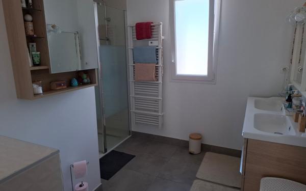 Maison à vendre    5 pièces •  Urcuit