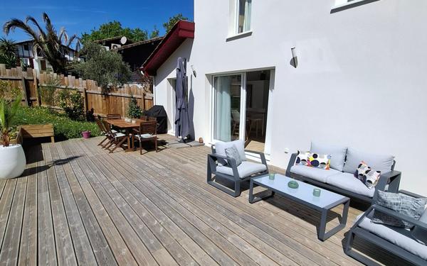 Maison à vendre    5 pièces •  Urcuit