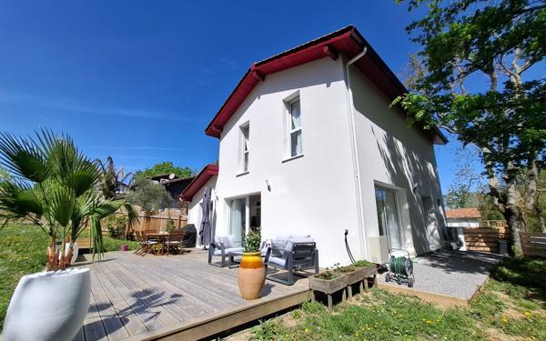 Maison à vendre    5 pièces •  Urcuit