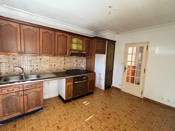 Maison 12 pièces sur 2 niveaux