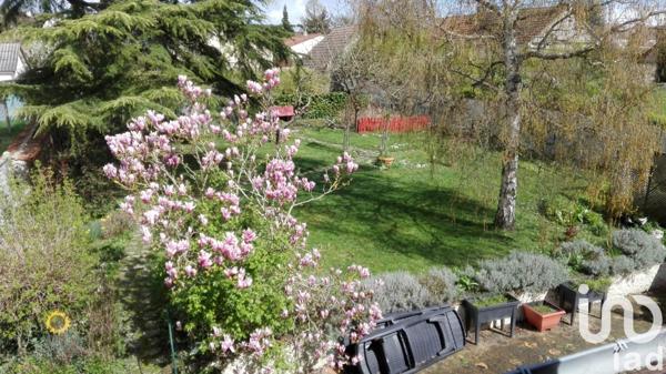 Maison traditionnelle 7 pièces de 140 m² à Fontenay-sur-Eure (28630)