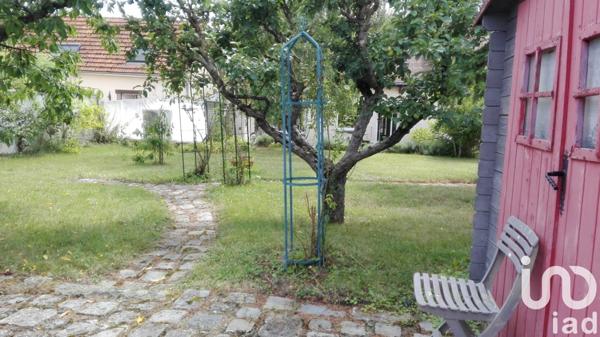 Maison traditionnelle 7 pièces de 140 m² à Fontenay-sur-Eure (28630)