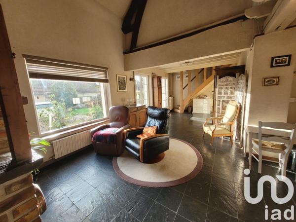 Maison traditionnelle 7 pièces de 140 m² à Fontenay-sur-Eure (28630)