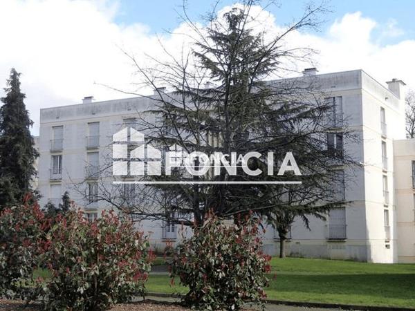 Location Studio 23.39 m² - 12 B RUE DES PLANTES Rennes 35700