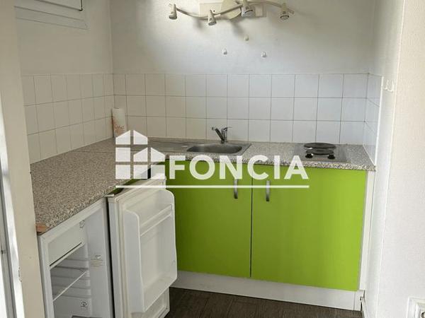 Location Studio 23.39 m² - 12 B RUE DES PLANTES Rennes 35700