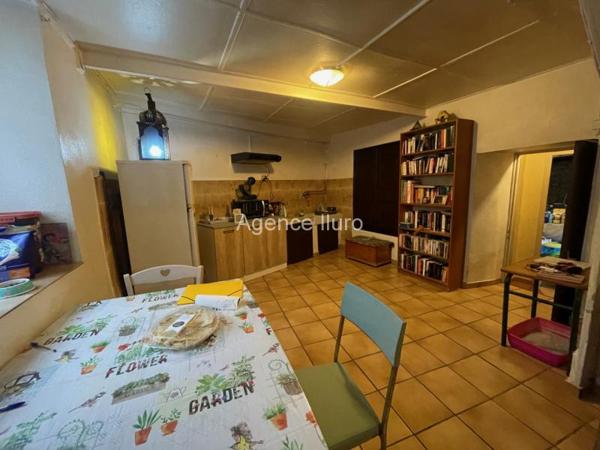 Maison - Proximite oloron-sainte-marie - Réf.:205383 SPECIAL INVESTISSEURS - CHARMANTE PETITE MAISON DE VILLAGE AVEC JARDINET ET DEPENDANCE - LOUEE 350 €