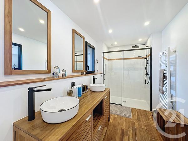 Maison à vendre  5 pièces - 177,57 m 2   GUJAN MESTRAS  - 33