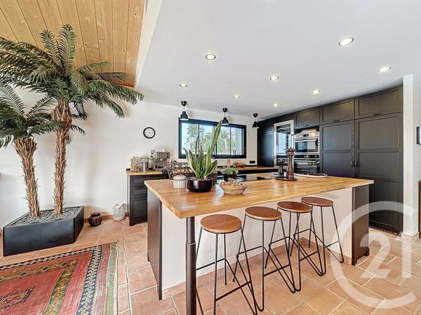 Maison à vendre  5 pièces - 177,57 m 2   GUJAN MESTRAS  - 33