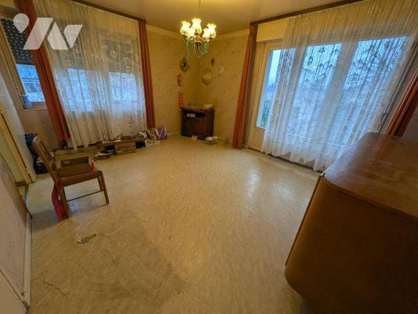 Maison à Vendre à Dombasle-sur-Meurthe (54110) en Meurthe-et-Moselle (54)

Cette maison, cons...