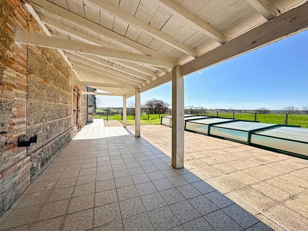 Location maison Castelmayran - 6 pièce(s) - 299 m² - 1 200 €/mois