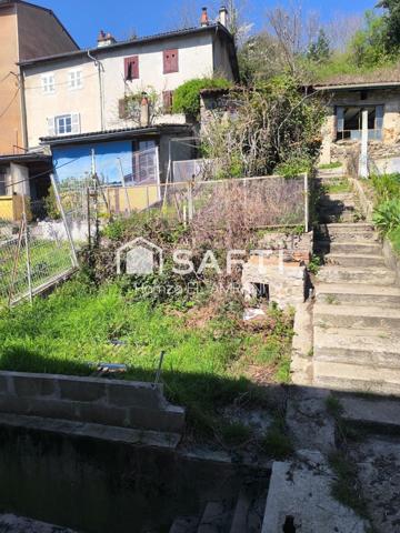 Maison de ville avec jardin, garage terrasse, atelier