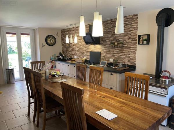 Maison à vendre à Ribérac en Dordogne (24600), ref : 077/1550