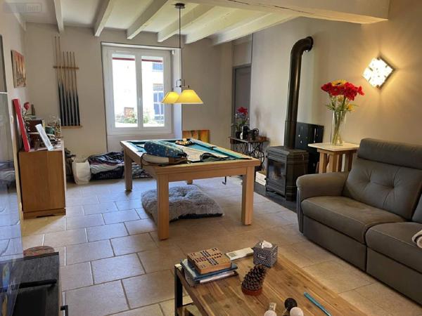 Maison à vendre à Ribérac en Dordogne (24600), ref : 077/1550