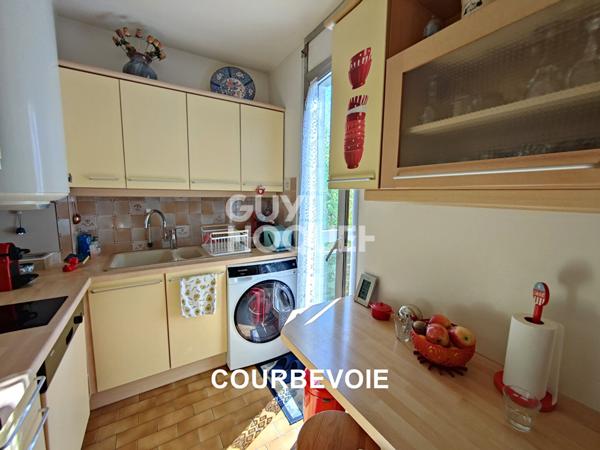 Appartement Courbevoie 3 pièces 61,63m2