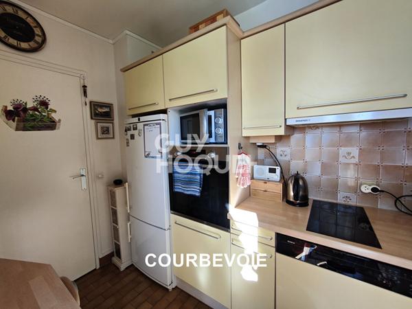 Appartement Courbevoie 3 pièces 61,63m2