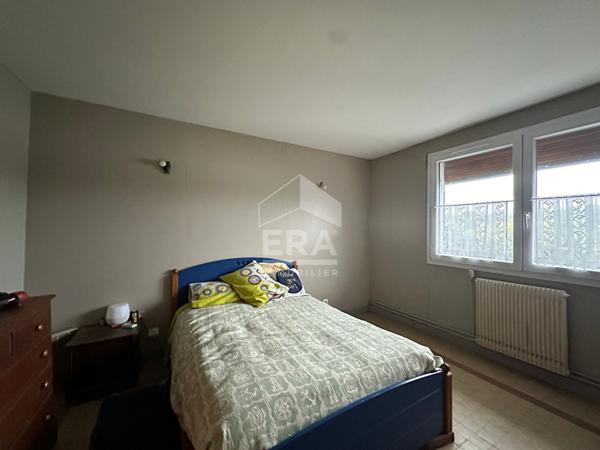 Maison Le Coudray Montceaux 5 pièce(s) 89 m2