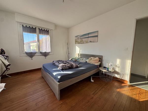 Maison 90m² 3 chambres, 2 garages à proximité des écoles et commerces