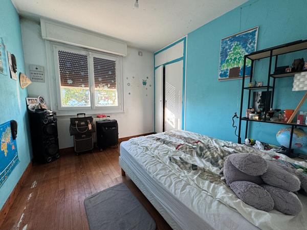 Maison 90m² 3 chambres, 2 garages à proximité des écoles et commerces