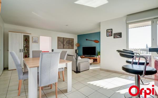 Appartement à vendre    4 pièces • 78,01 m2 Vénissieux