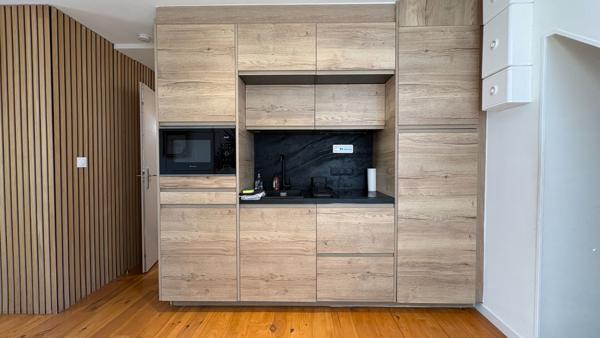 APPARTEMENT A VENDRE 2 CHAMBRES // DINAN HYPER CENTRE// COUP DE COEUR