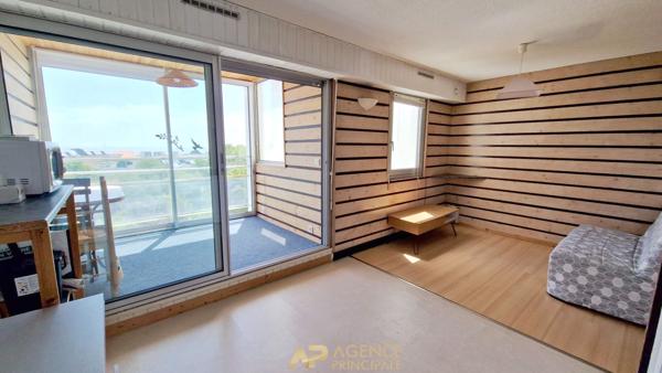 Appartement T2 vue mer avec loggia et parking ? Les Minimes La Rochelle 195 000 € **  - Référence  ND713D2