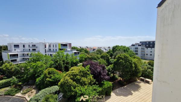 Appartement T2 vue mer avec loggia et parking ? Les Minimes La Rochelle 195 000 € **  - Référence  ND713D2