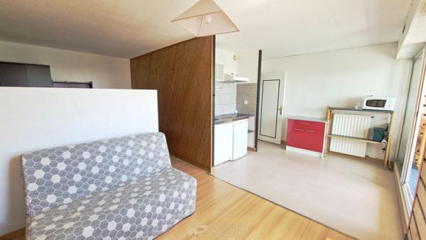 Appartement T2 vue mer avec loggia et parking ? Les Minimes La Rochelle 195 000 € **  - Référence  ND713D2