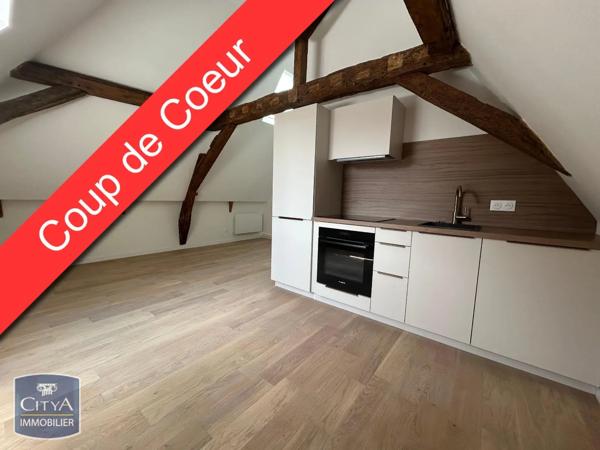 Appartement à louer 3 pièces 56.83m² Douai (59500)