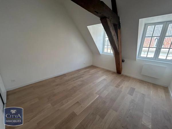 Appartement à louer 3 pièces 56.83m² Douai (59500)