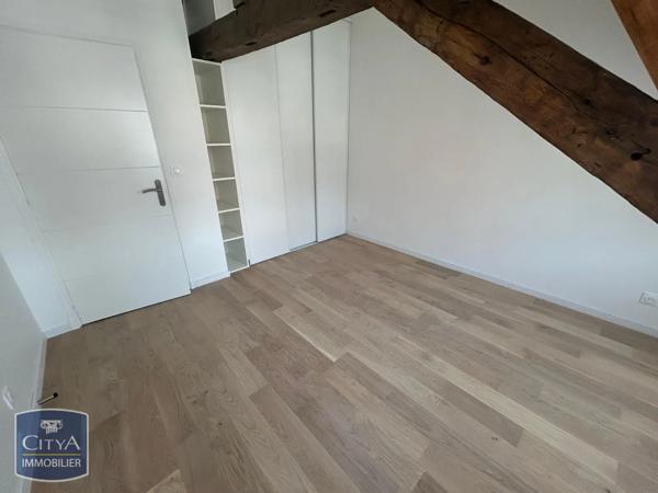Appartement à louer 3 pièces 56.83m² Douai (59500)