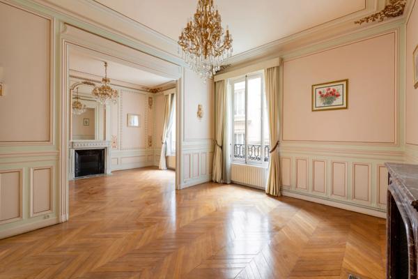 Appartement Paris 17e - ÉTOILE