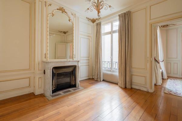 Appartement Paris 17e - ÉTOILE