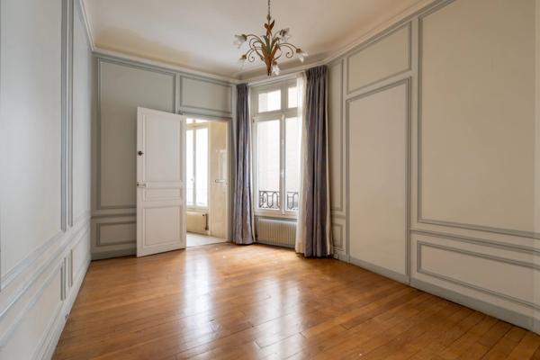 Appartement Paris 17e - ÉTOILE