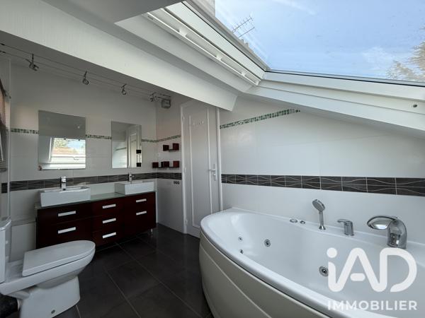 Maison à vendre 7 pièces 185 m² Crécy-la-Chapelle