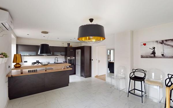 Appartement à vendre    5 pièces • 168,08 m2 Danjoutin