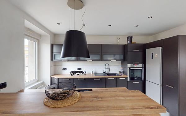 Appartement à vendre    5 pièces • 168,08 m2 Danjoutin