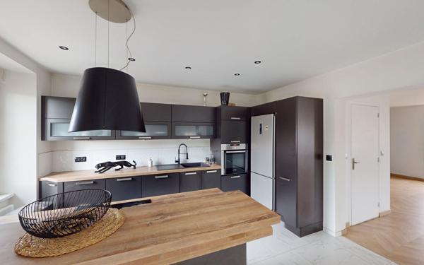 Appartement à vendre    5 pièces • 168,08 m2 Danjoutin